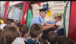 Copii in vizita la pompieri Bălți