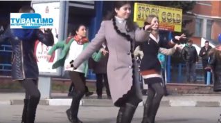 Dance Флешмоб группы» Секрет», организованной» Молодая Гвардия