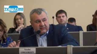 Проблема дорог в нашем городе существует