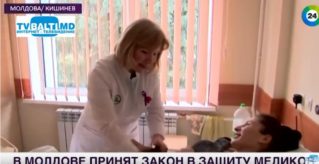 Штраф за хамство: в Молдове медиков защитили от насилия законом