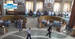 Сдаём кровь,ради спасения людей.