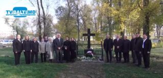 В память о венгерских военнопленных,погибших в ВОВ в Бельцах