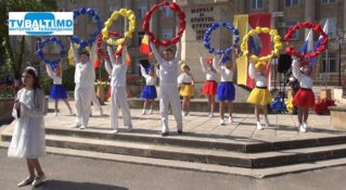 В Бельцах отметили День Государственного флага РМ